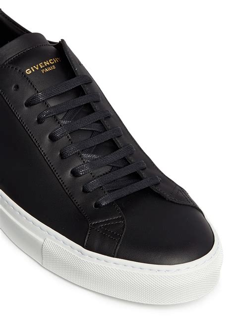 givenchy paris running sneaker prijs|Givenchy leather low top sneakers.